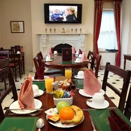 Hotel Charleville