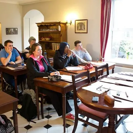 Hotel Charleville 3*