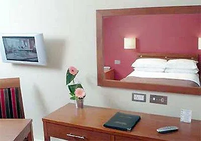 Hotel Skylon 4*
