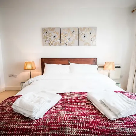 Luxury Gallery Penthouse * Dublin
