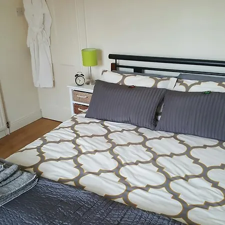 Moy Elta Road - Homestay * Dublin