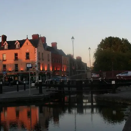Hotel en barco Barge Hire *