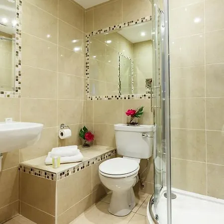 Kingfisher Serviced Apartments Apartment *