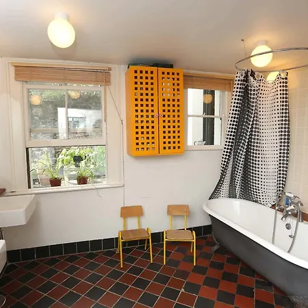 77 Drum Homestay Dublin