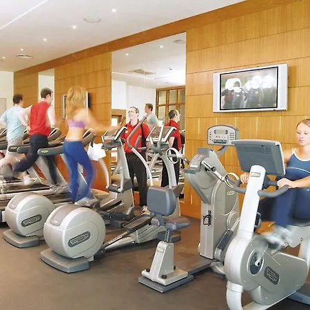 Castleknock Hotel 4*