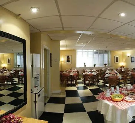 Arthaus Hotel