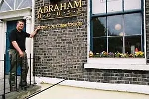 Abrahams * דבלין