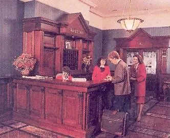 Russell Court Hotel