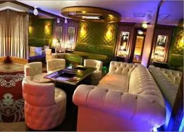 Hotel Russell Court 3*