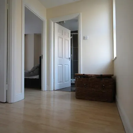 Apartment Muse House *