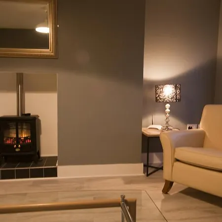 Clifden 3*