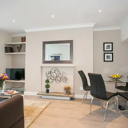 Grand Canal District Apartment
