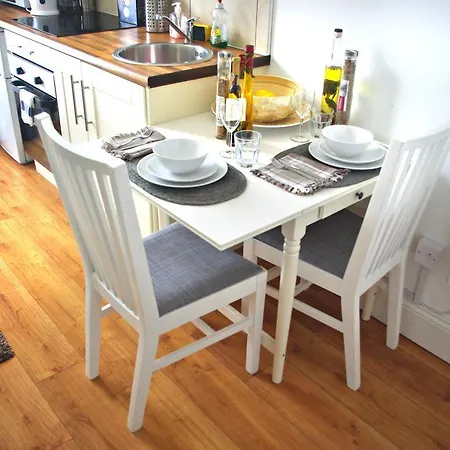 Mountjoy Serviced Apartment