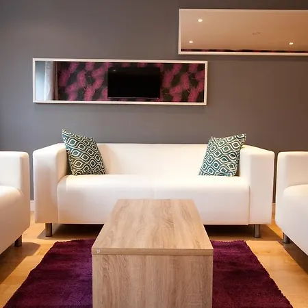 The Key Collection Temple Bar Apartment