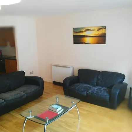 Apartment Castleforbes Holiday *