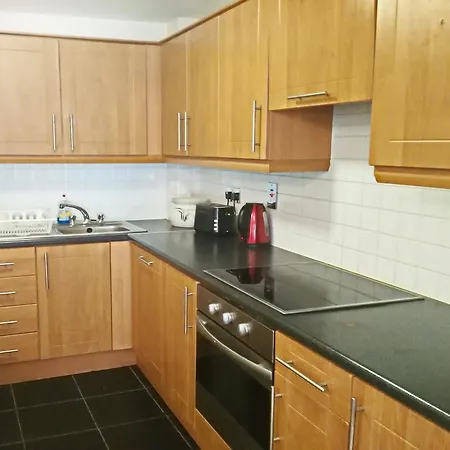 Castleforbes Holiday Apartment *
