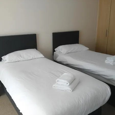 Castleforbes Holiday Apartment *