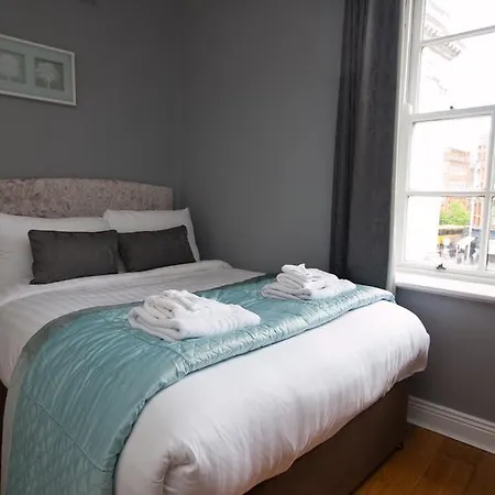The Key Collection Temple Bar Apartment *