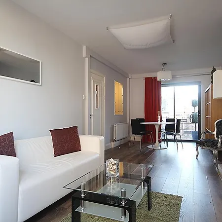 The Key Collection Temple Bar Apartment