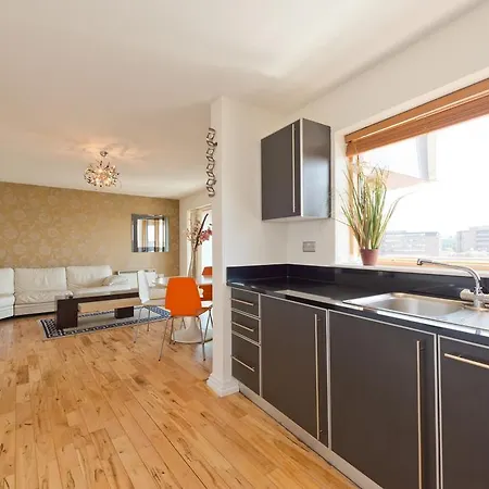 Silicon Docks Apartment