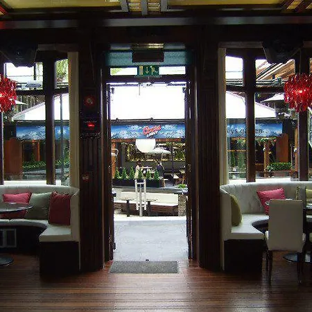 Hotel Russell Court