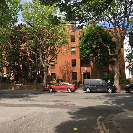 Adelaide Road 2 Apartment