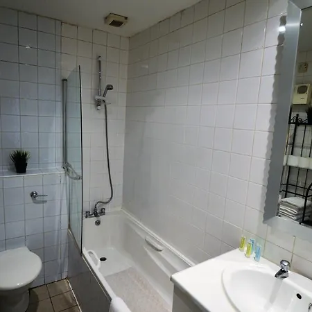 Metrostays - Stephen'S Green 7-1 Apartment