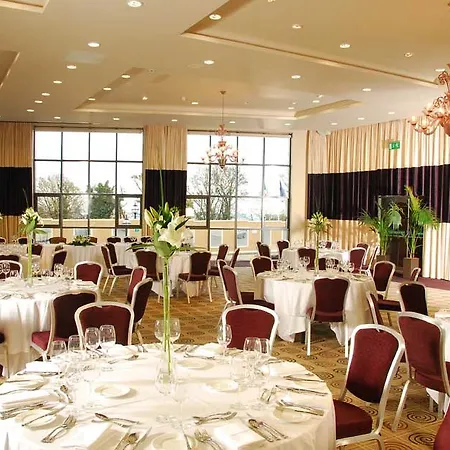 Royal Marine Otel 4*