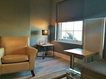 Gasthuis Clifden House By Nina 3*