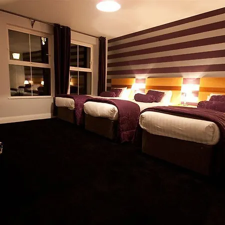 Clifden House By Nina Penzion 3*