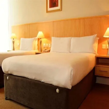 Travelodge Dublin Airport South Hotell 3*