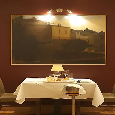 Brooks Hotel 4*