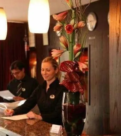 Hotel Paramount 3*