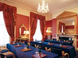 Hotel Harcourt 3*