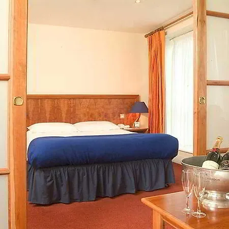 Hotel Days Rathmines 3*