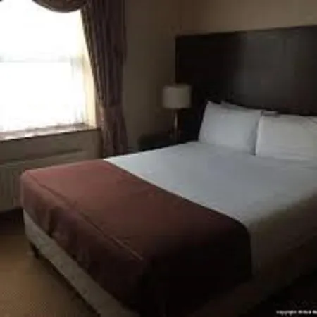 Sheldon Park And Leisure Club 3* 都柏林