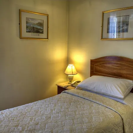 Hotel Dergvale