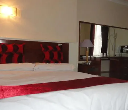 Clifton Court 2*