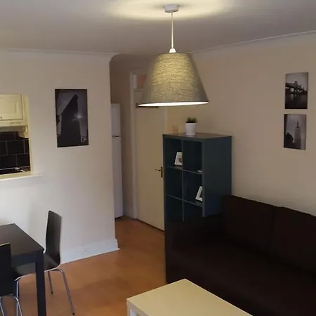 Apartment Budget Apartments By Premier City *