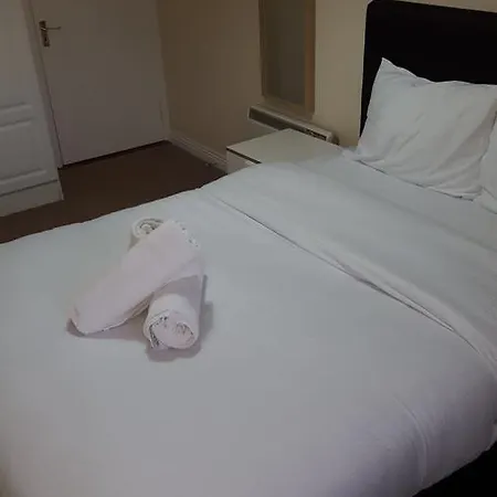 Budget Apartments By Premier City Apartment *