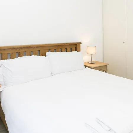 Stylish One Bed Apartment With Private Garden Apartment
