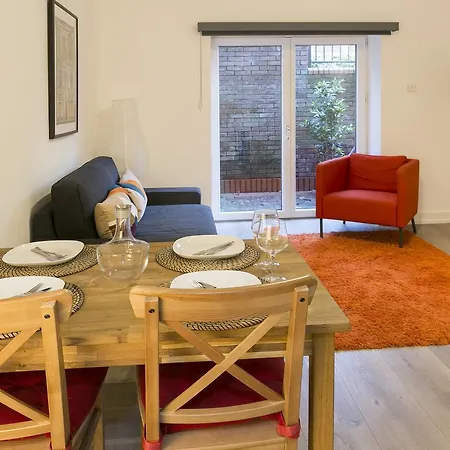 Stylish One Bed Apartment With Private Garden * Dublin