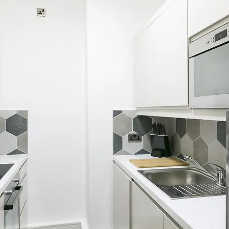 Stylish One Bed Apartment With Private Garden Dublin