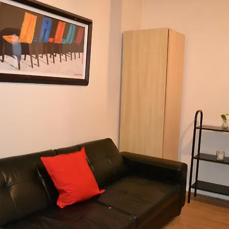 Gordon Street Apartments, City Centre Apartment