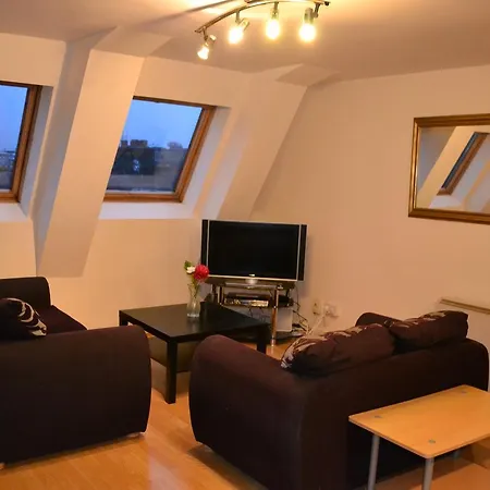 Loft Apartments, City Centre *