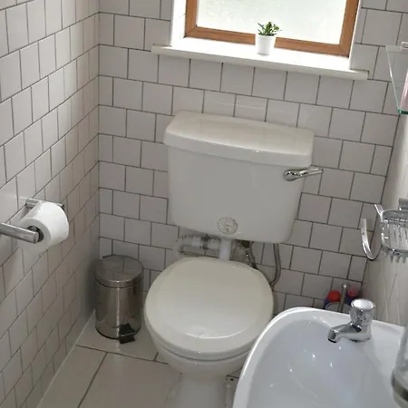 Gordon Street Apartments, City Centre Apartment