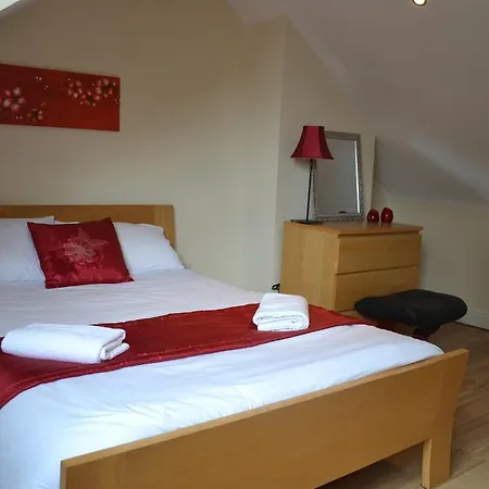 Gordon Street Apartments, City Centre Apartment *
