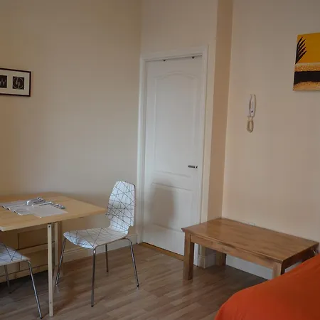 Gordon Street Apartments, City Centre *