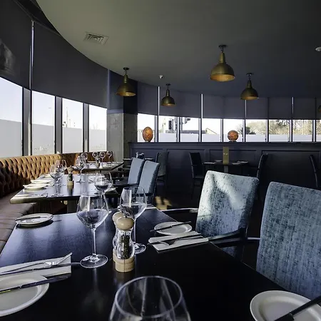 Hotell Metro Dublin Airport 4*