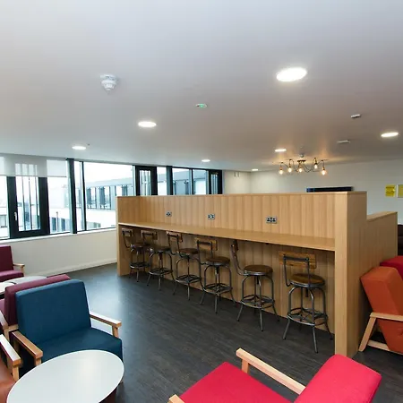 Destiny Student - Kavanagh Court Apartment